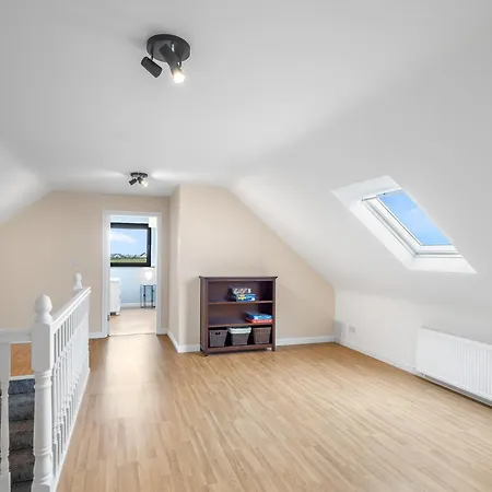 Дом отдыха Lakeview House