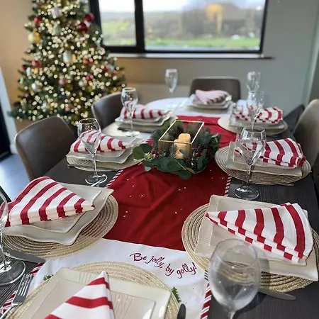 別荘 Lakeview House *