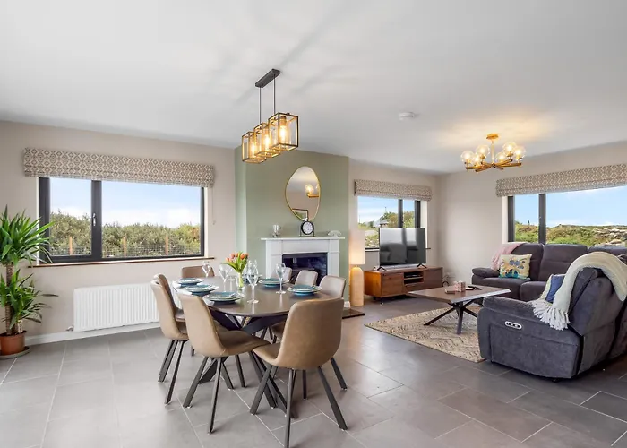 Lakeview House * Балликоннили